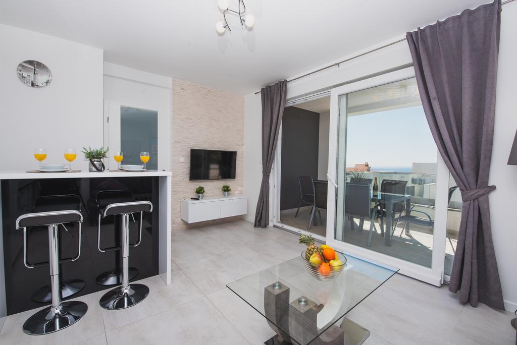 javorović-tv-komoda